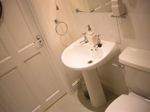 Eaton House 4*